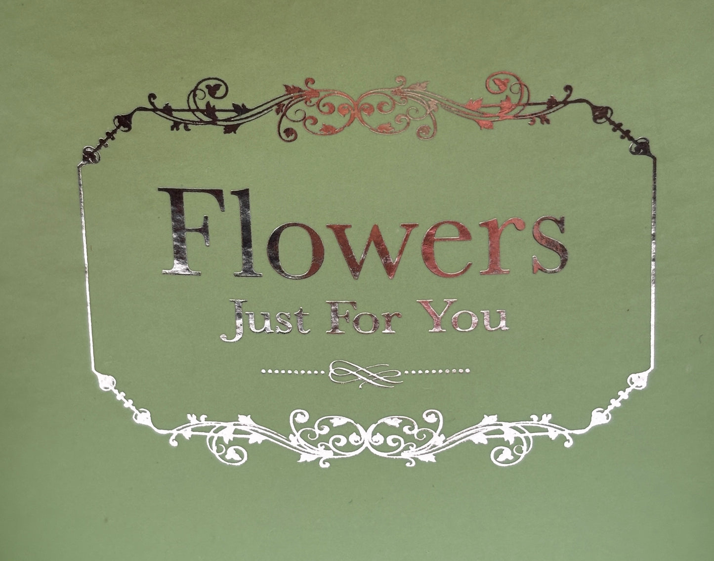 Green Eco-Friendly Magnetic Gift Box – Ideal for Flowers, Corsages & Keepsakes