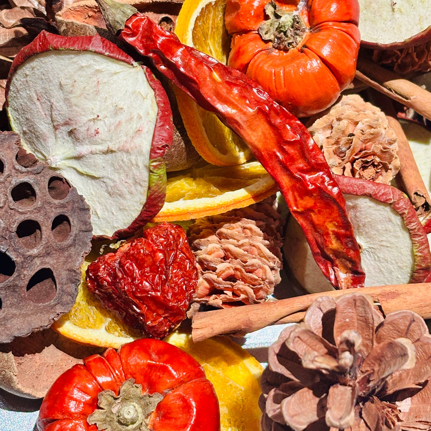 Spooky Spice Halloween Dried Fruit Mix 375g – Mini Pumpkins, Orange & Apple Slices, Pine Cones, Cinnamon & Chillies | Eco Autumn Display Decor