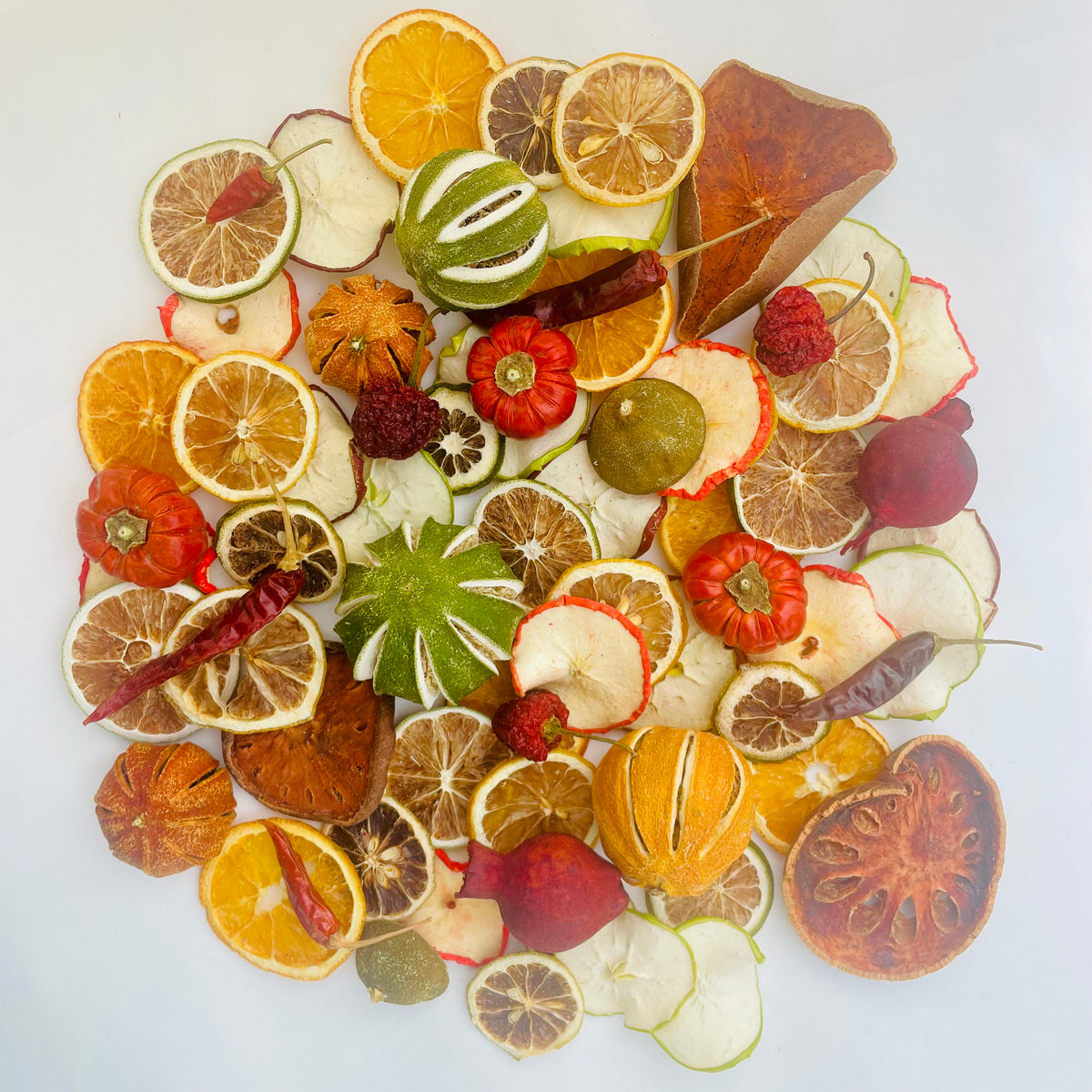 PurpleRama Exclusive Dried Fruit Mix – 71 or 142 Pieces, 17 Varieties for Wreaths & Crafts