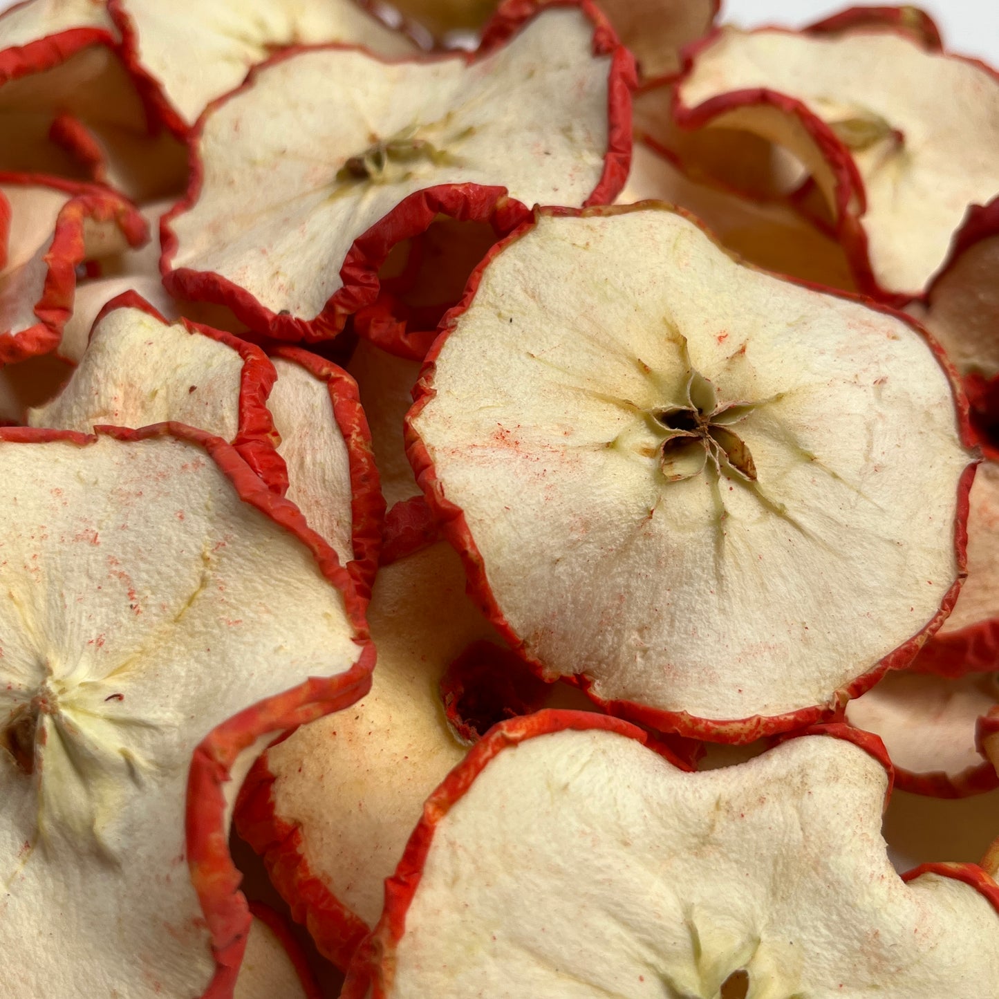Apple Slices Premium Dried Bright Red Slices Decorative 25g to 800g Slices.