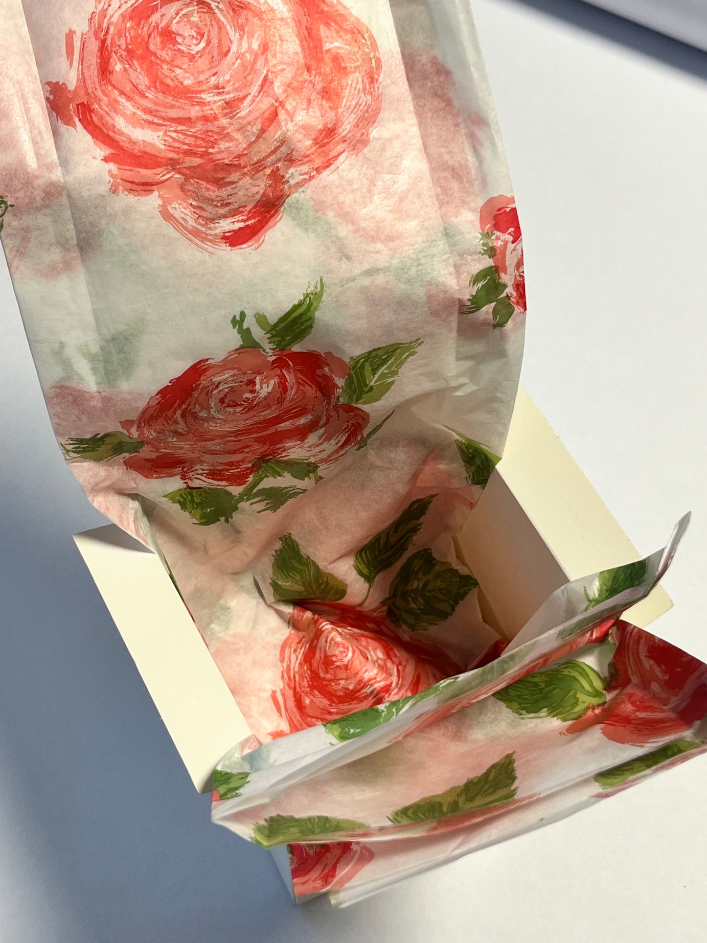 Pink Red Rose Print Eco Friendly Tissue Paper, 100% Recycled & Recyclable, Luxury Mother's Day, Birthday, Wedding, Printed Tissue Paper Sheets