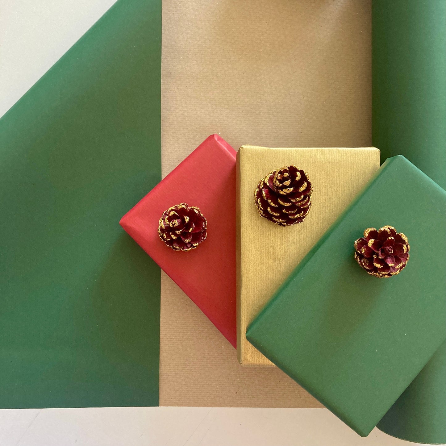 Christmas Gold Ribbed Gift Wrapping Paper, Eco Friendly, 100% Recycled & Recyclable, Kraft Gift Wrap 0.5Metres to 20Metres  Folded or Rolled