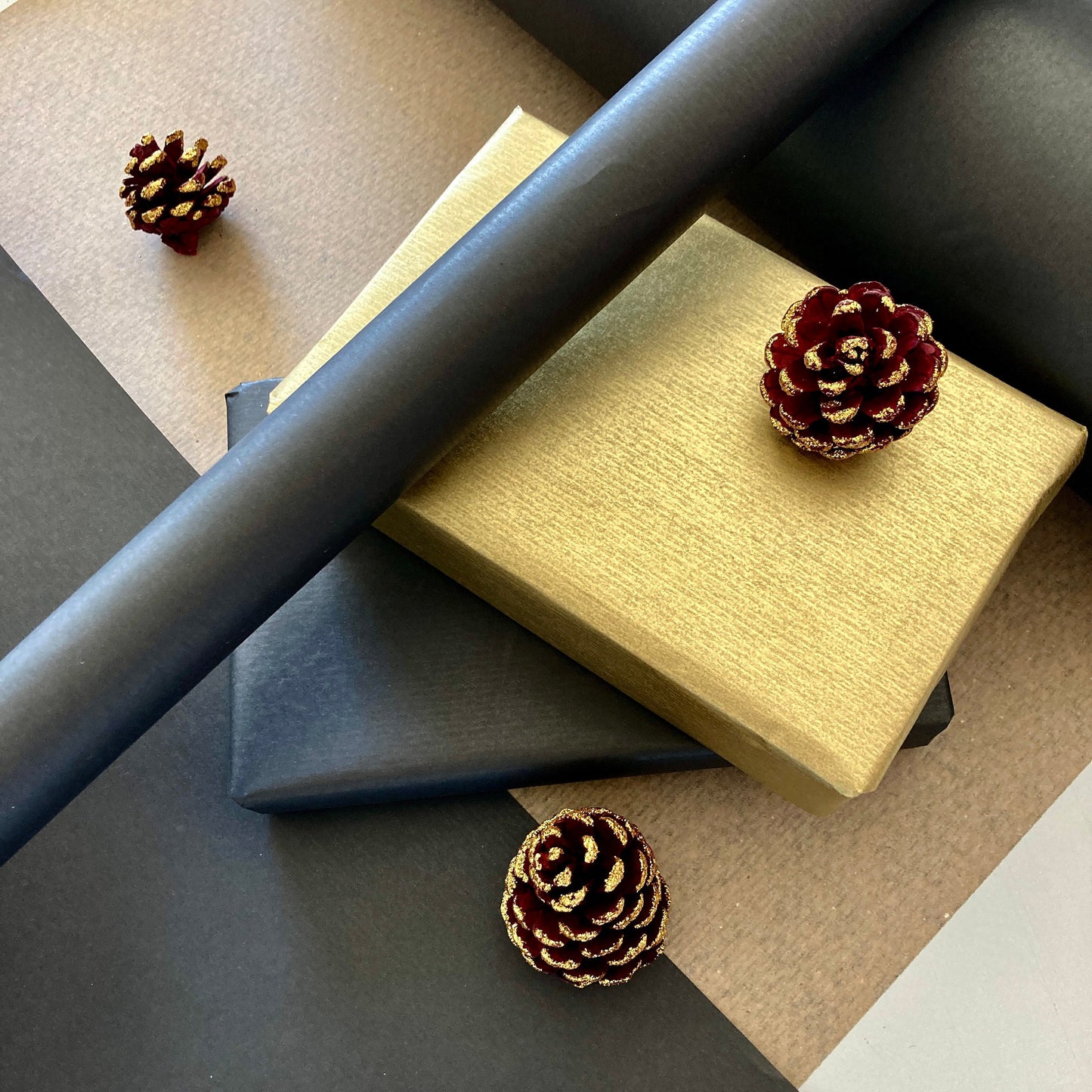 Christmas Gold Ribbed Gift Wrapping Paper, Eco Friendly, 100% Recycled & Recyclable, Kraft Gift Wrap 0.5Metres to 20Metres  Folded or Rolled