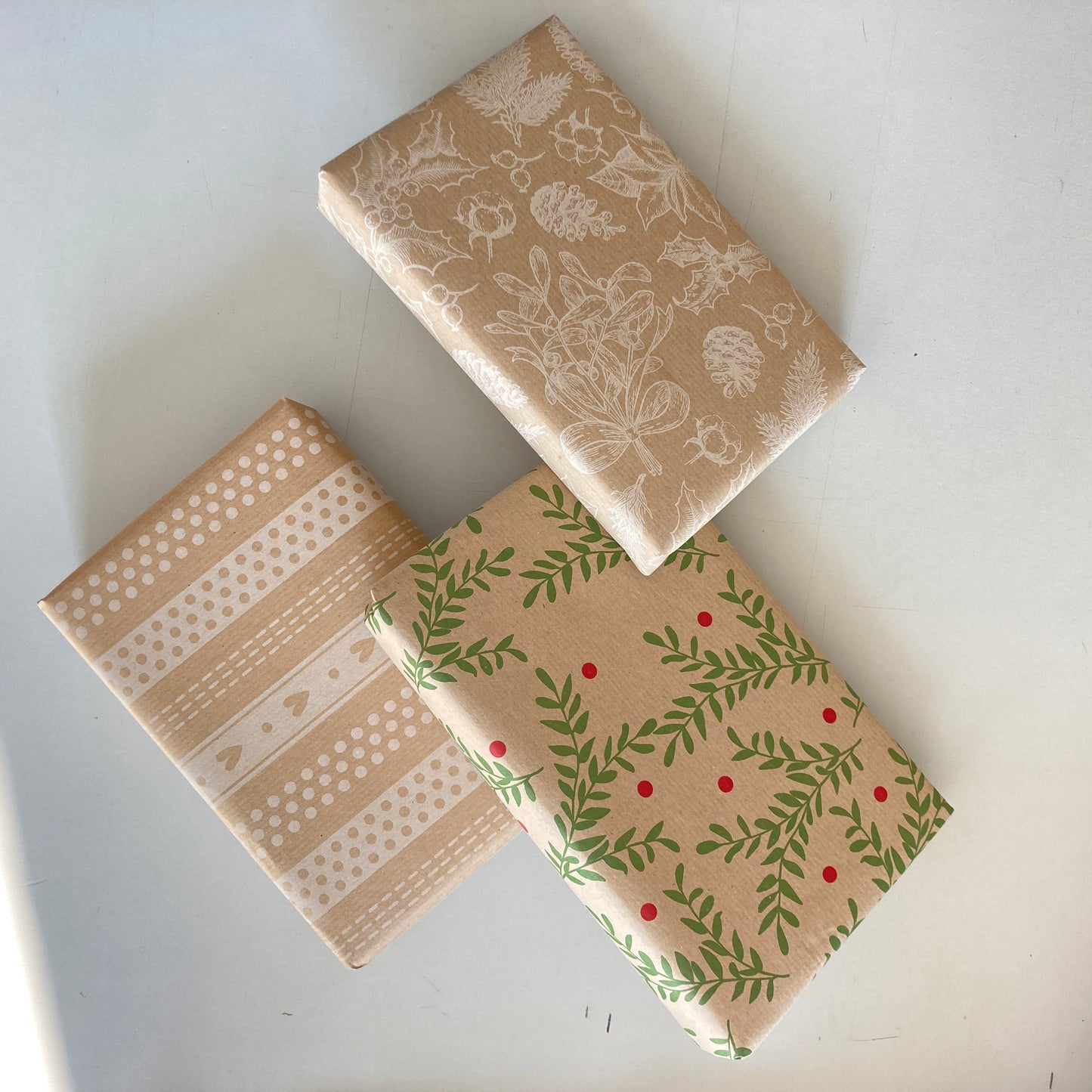 Wrapping Paper Christmas Festive Foliage 50CM Wide Eco Friendly, 100% Recycled Kraft | Recyclable, Sustainable, Plastic Free Gift Wrap