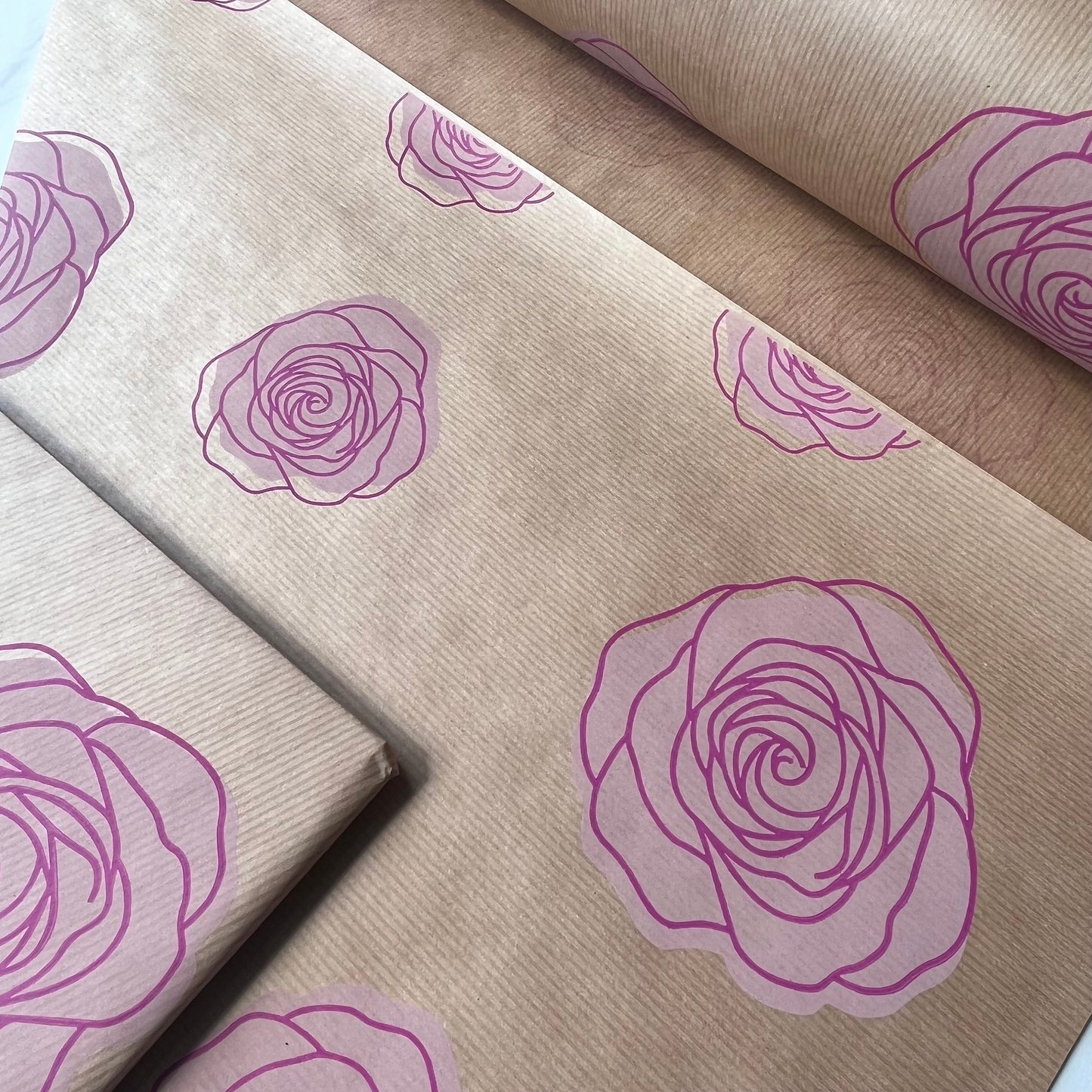 Wrapping Paper Pink Roses Print Eco Friendly Gift Wrapping Paper, 100% Recycled & Recyclable Gift Wrap, Kraft Birthday Wrapping Paper, Susta